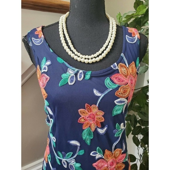 Signature Blue Floral 100% Nylon Casual Dress - Picture 2 of 11